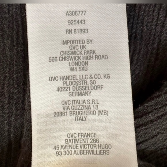 Women's Crepe Blouse - 3/4 inch bell sleeves - Size 2X | Denim&Co-Black - Picture 6 of 10